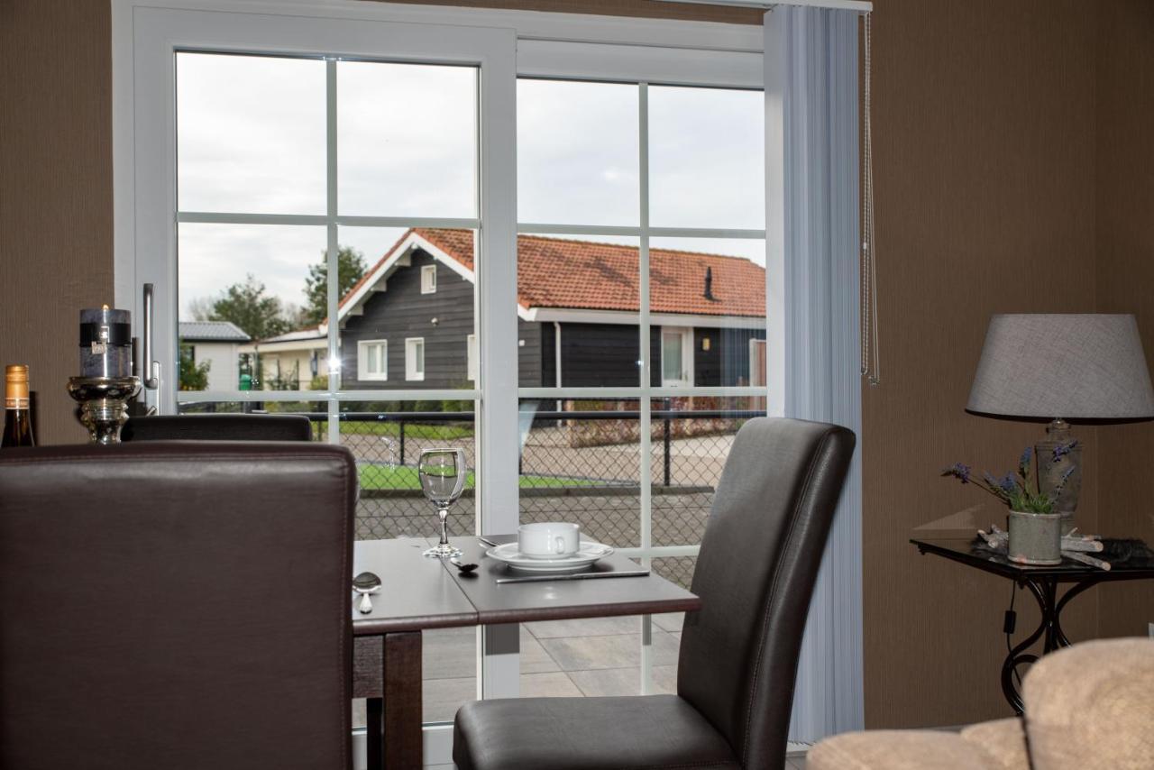 Nooit Gedacht Villa Sint Annaland Exterior photo